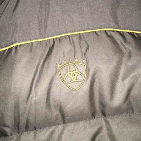 Ariat Puffer Vest - Picture 5 of 6